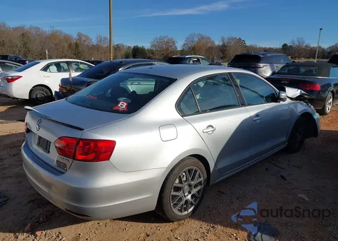 2011 Volkswagen Jetta 2.5L Se from USA, damaged, VIN 3VWDX7AJ0BM327265